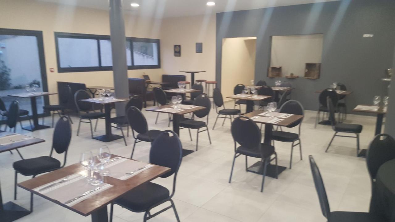 Hotel Restaurant Mas Del Gall Castelnou Ngoại thất bức ảnh