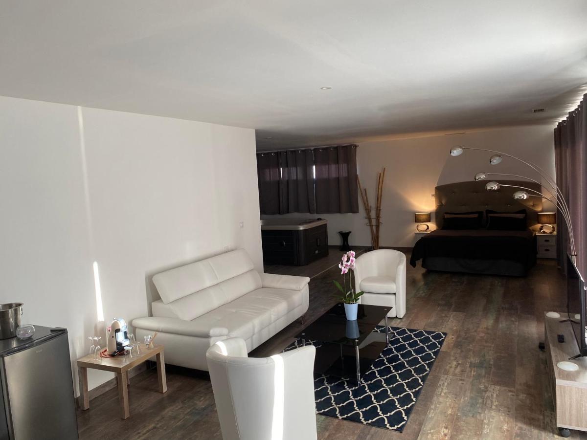 Hotel Restaurant Mas Del Gall Castelnou Ngoại thất bức ảnh