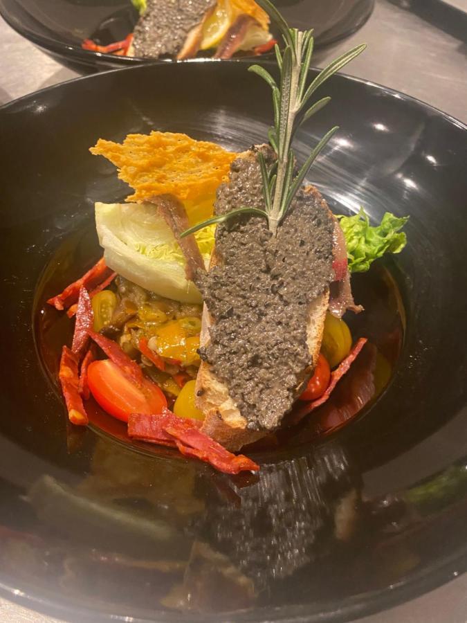 Hotel Restaurant Mas Del Gall Castelnou Ngoại thất bức ảnh