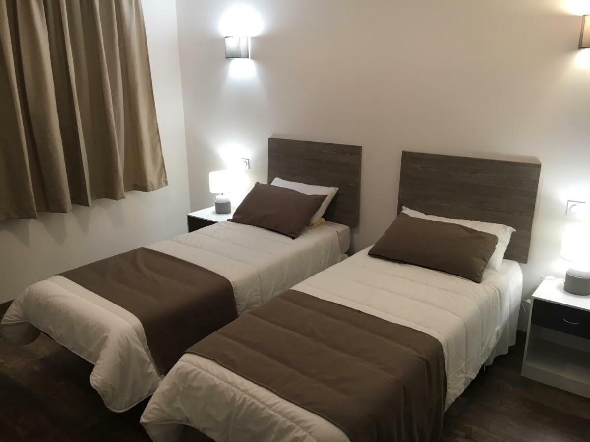 Hotel Restaurant Mas Del Gall Castelnou Ngoại thất bức ảnh